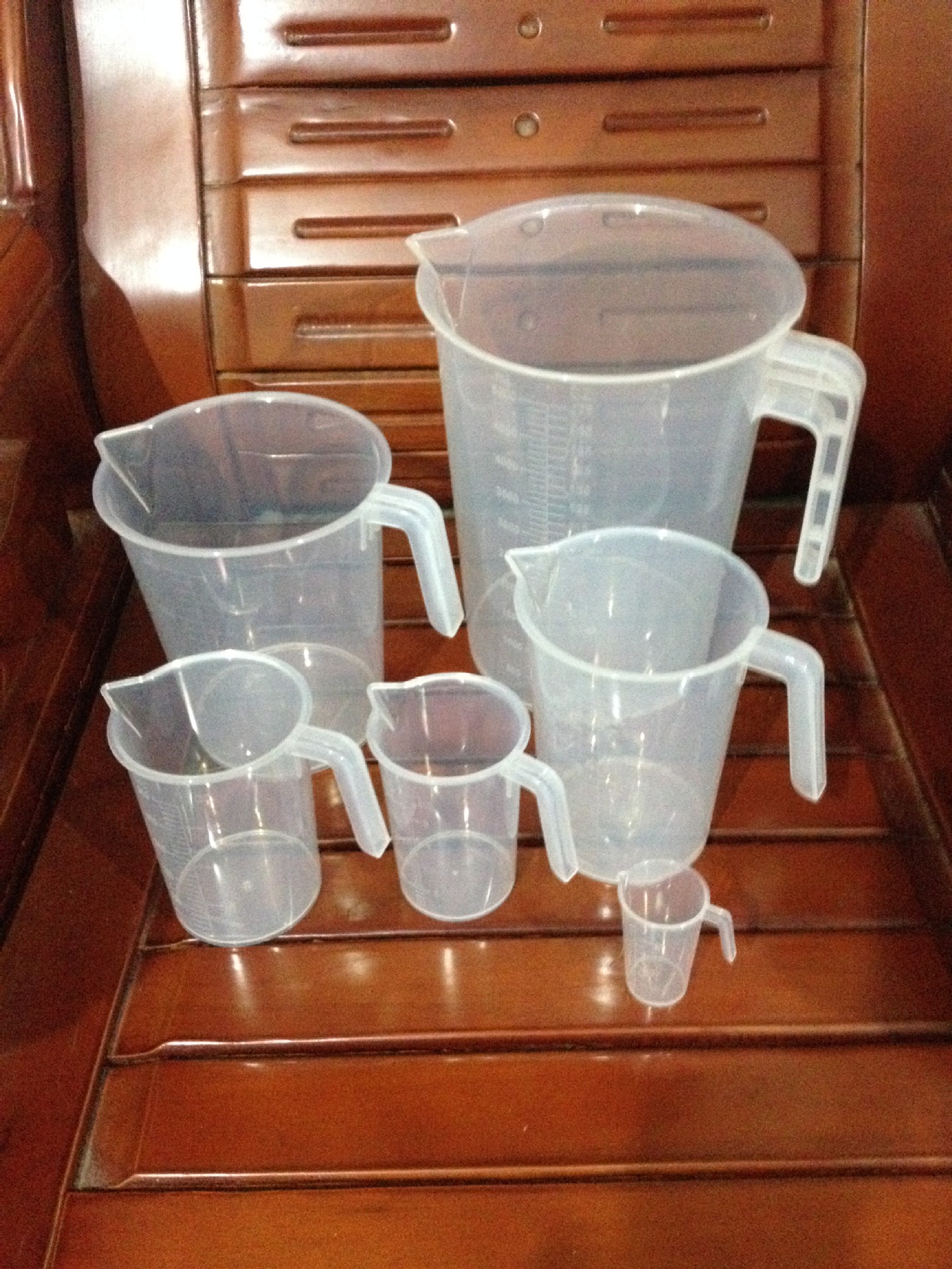 Ca, ly đong có vạch chia định lượng 1000ml