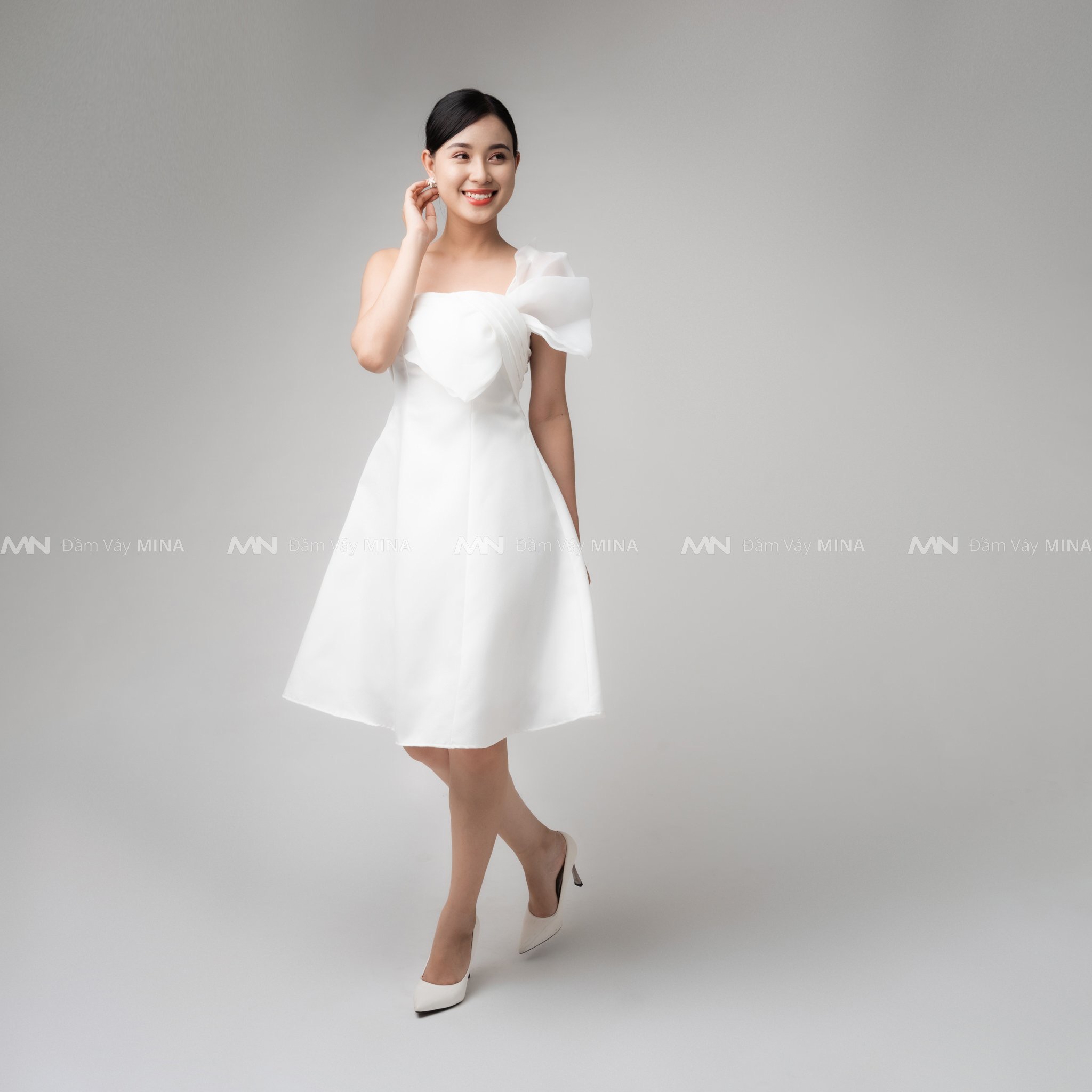 Đầm dự tiệc | Váy dự tiệc | Váy trắng xoè nơ ngực Taffta lụa | Váy sang trọng MN147 - Đầm Váy Mina