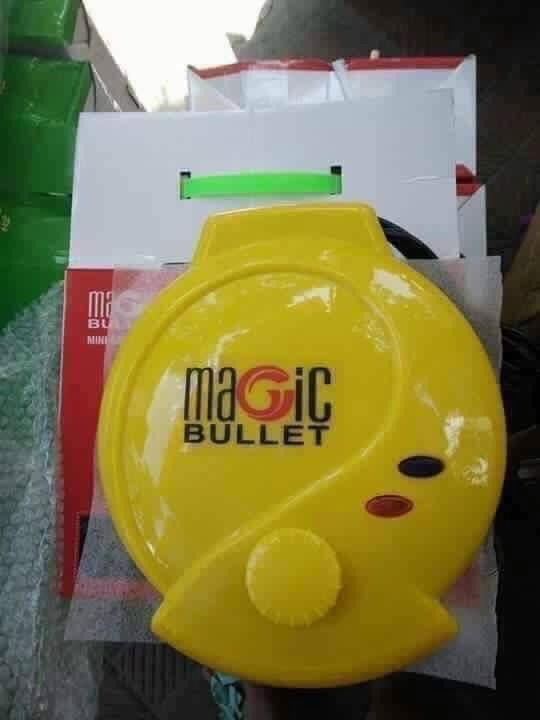 Máy nướng bánh hình thú Magic bullet