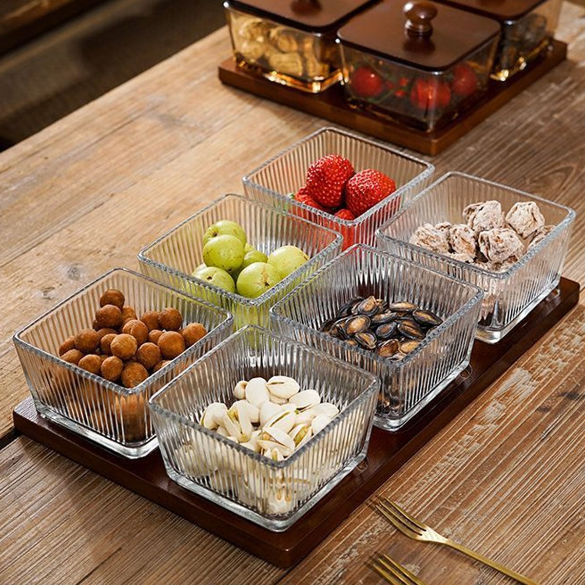 Hũ Đựng Mứt Tết 6 Ngăn Thuỷ Tinh Có Nắp - Khay Mứt Trái Tim - Kèm Khay Đựng Bánh Kẹo, Hoa Quả Trang Trí Ngày Tết Sang Trọng - HÀNG CHÍNH HÃNG MINIIN
