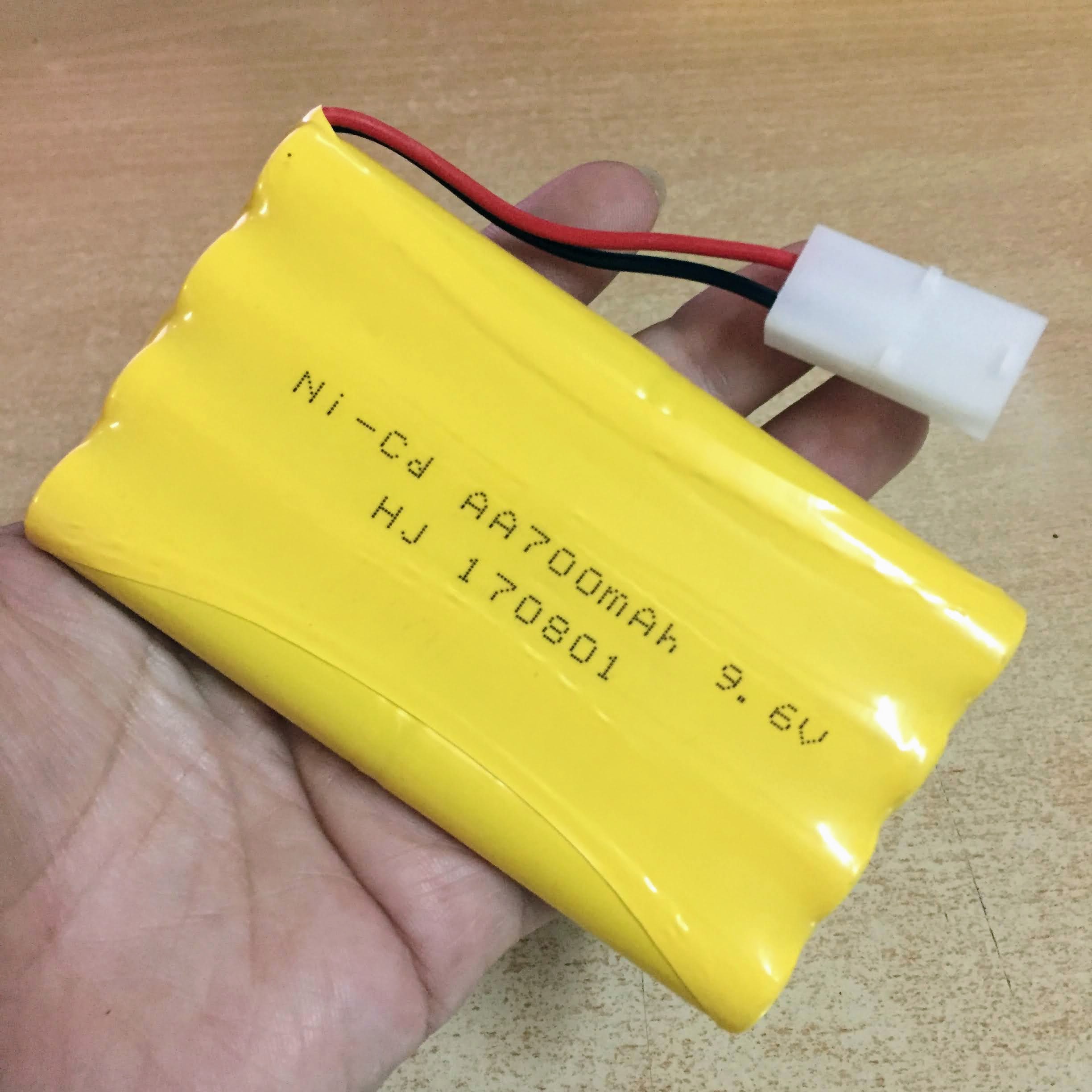 Pin sạc 9.6v dung lượng 700mah chân cắm Jack Ket 2p