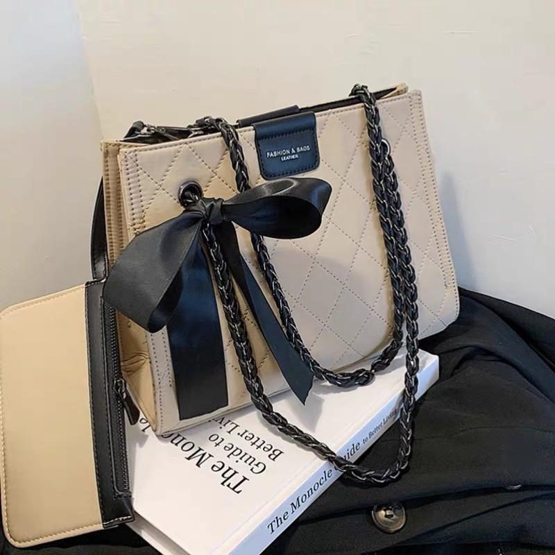 Túi xách nữ công sở tặng kèm ví nhỏ ngăn to , dây xích phối da tạo cảm giác nhẹ nhàng