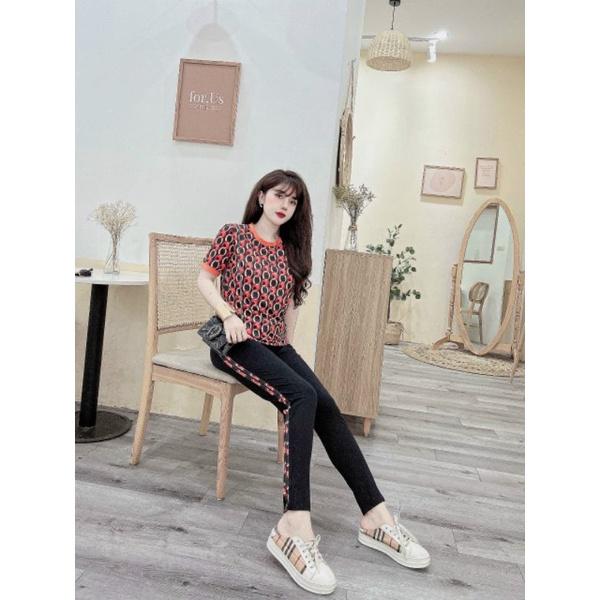 Bộ đồ nữ phối họa tiết mắc xích siêu xinh đẹp