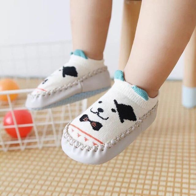 Giày tập đi cho bé