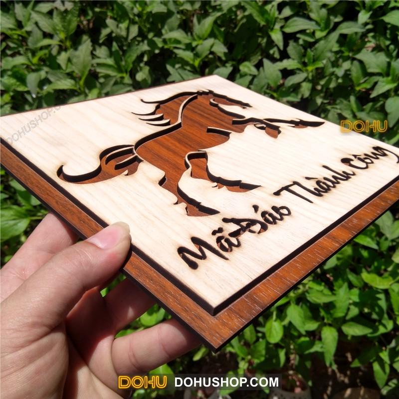 Tranh Gỗ Treo Tường Handmade DOHU010: Mã Đáo Thành Công - Thiết Kế Đơn Giản, Độc Lạ, Sang Trọng