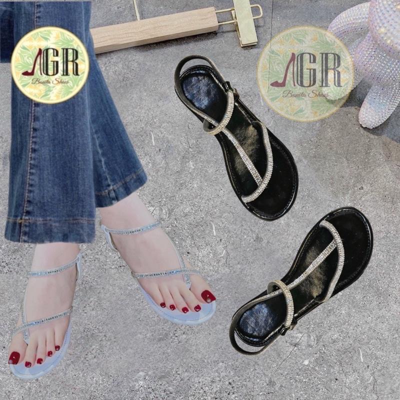 Sandal xỏ ngón đính đá da si mỡ mềm cao cấp