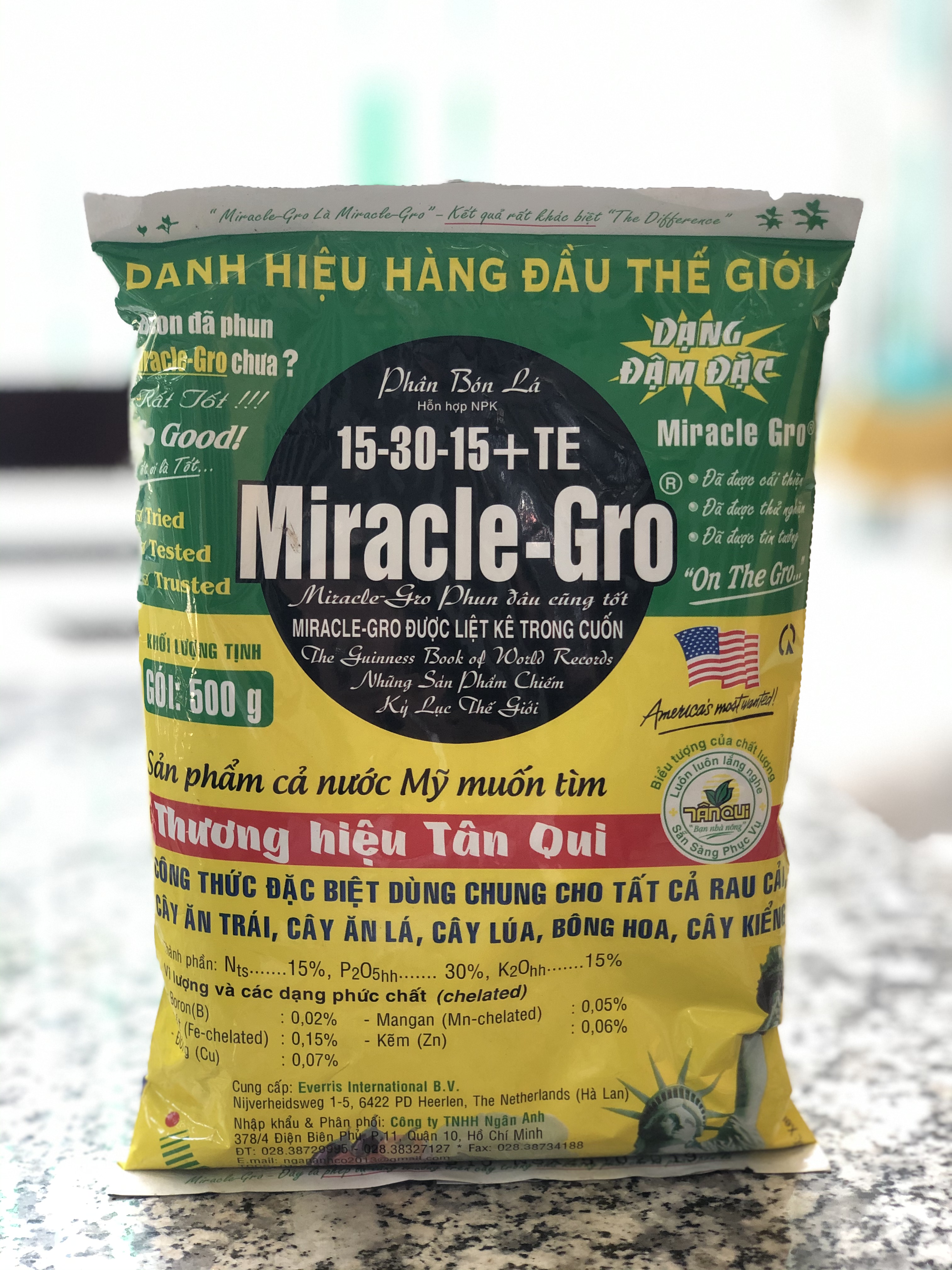 Phân bón lá MIRACLE - PRO, Danh hiệu hàng đầu thế giới, công thức đặc biệt dùng chung cho tất cả rau cải, cây ăn trái, cây ăn lá, cây lúa, bông hoa, cây kiểng