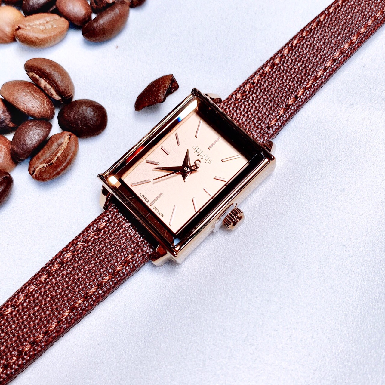 Đồng hồ nữ dây da Julius Ja-787 Nâu