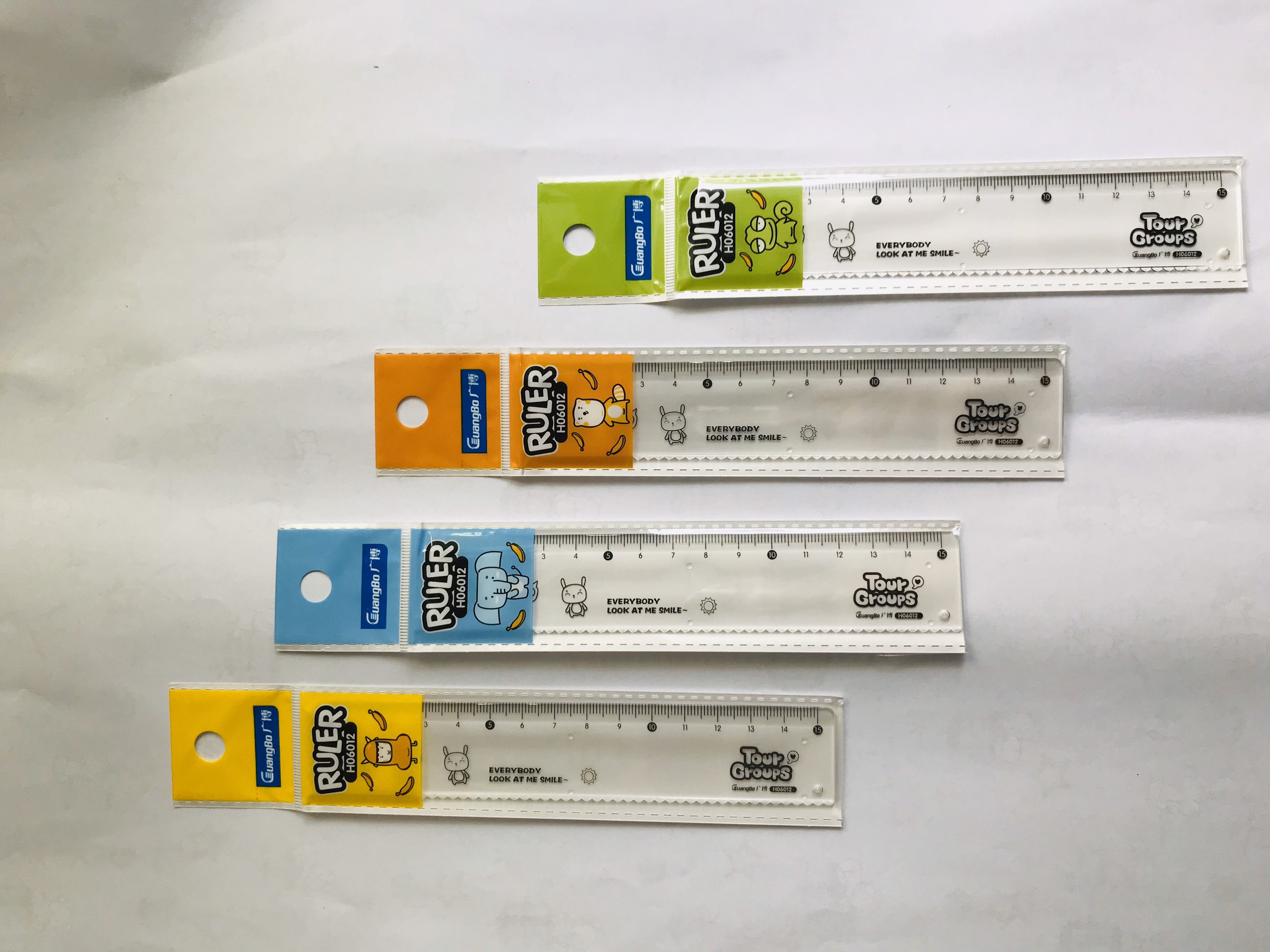 Bộ 4 cây Thước nhựa Tourgroups 15cm H06012 Guangbo- giao màu ngẫu nhiên