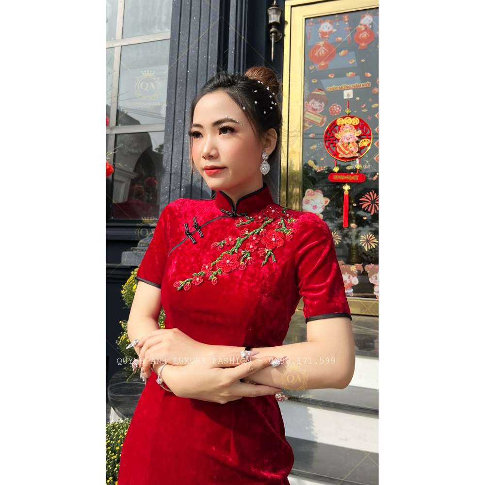 Đầm Sườn Xám Lụa Nhung Tuyết Đỏ Trung Hoa Sang Trọng Nenito Dress