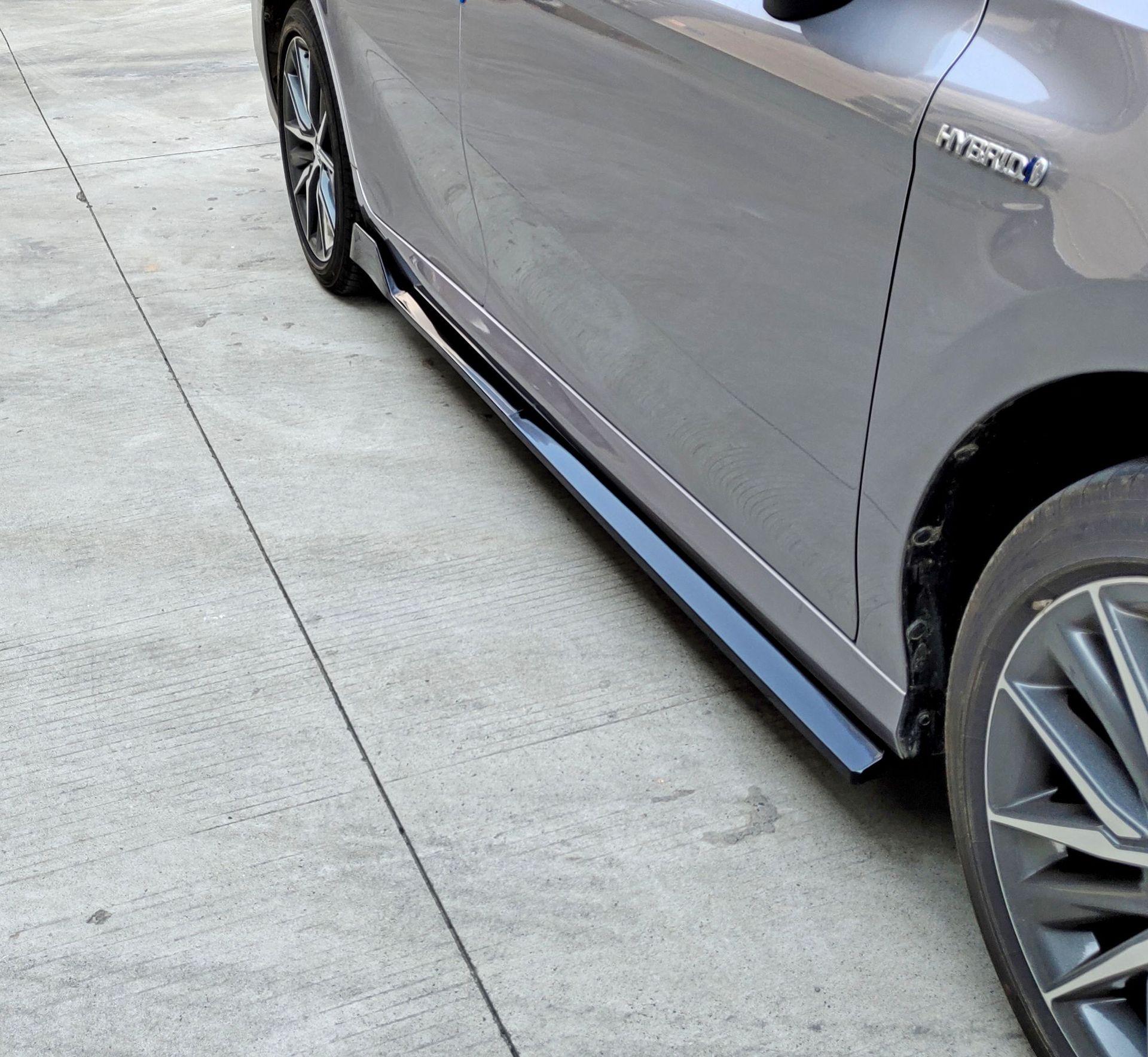 Giá tốt nhất phù hợp với Camry 18-20 thế hệ thứ tám xẻng trước phiên bản sang trọng môi trước ba tầng bao quanh nhỏ cánh hướng gió cố định cánh hướng gió cố định
