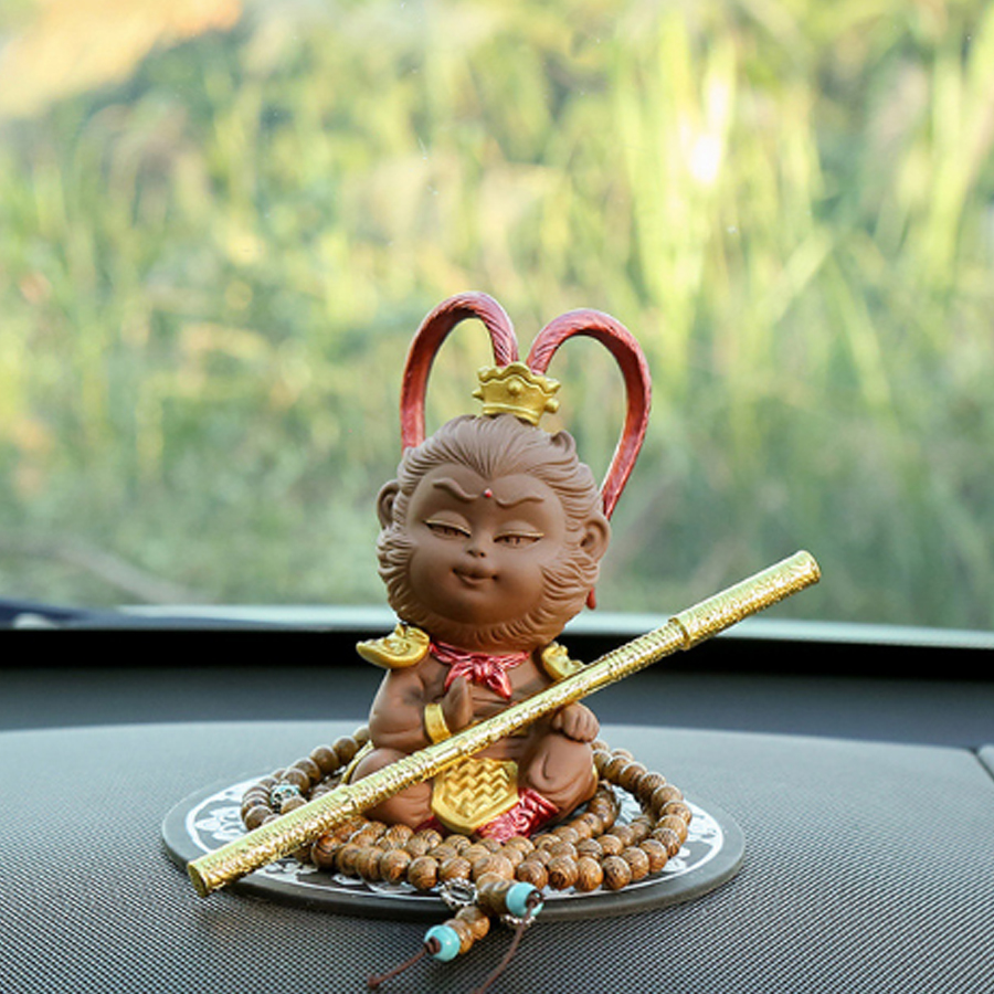 Tượng chibi Mỹ Hầu Vương nón giáp bằng gốm tử sa 11.5cm - mẫu dang tay - tràng hạt vân gỗ
