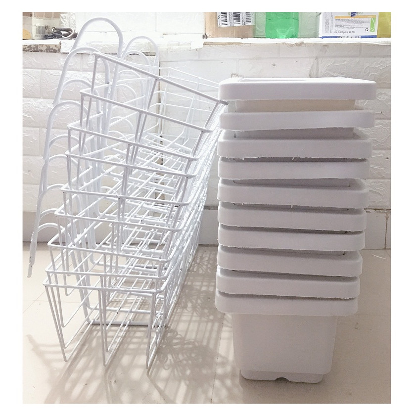 Combo 10 Giỏ Sắt Treo Chậu Hoa Ban Công Hình Chữ Nhật KT 56x18x15Cm - Màu Trắng + 10 Chậu/ Khay/ Máng Nhựa Trồng Rau, Trồng Hoa, Cây Cảnh Kích Thước 60X20X16Cm - Màu Trắng