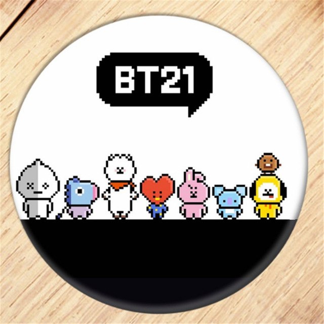 Photobook BTS 2019 tặng huy hiệu BT21