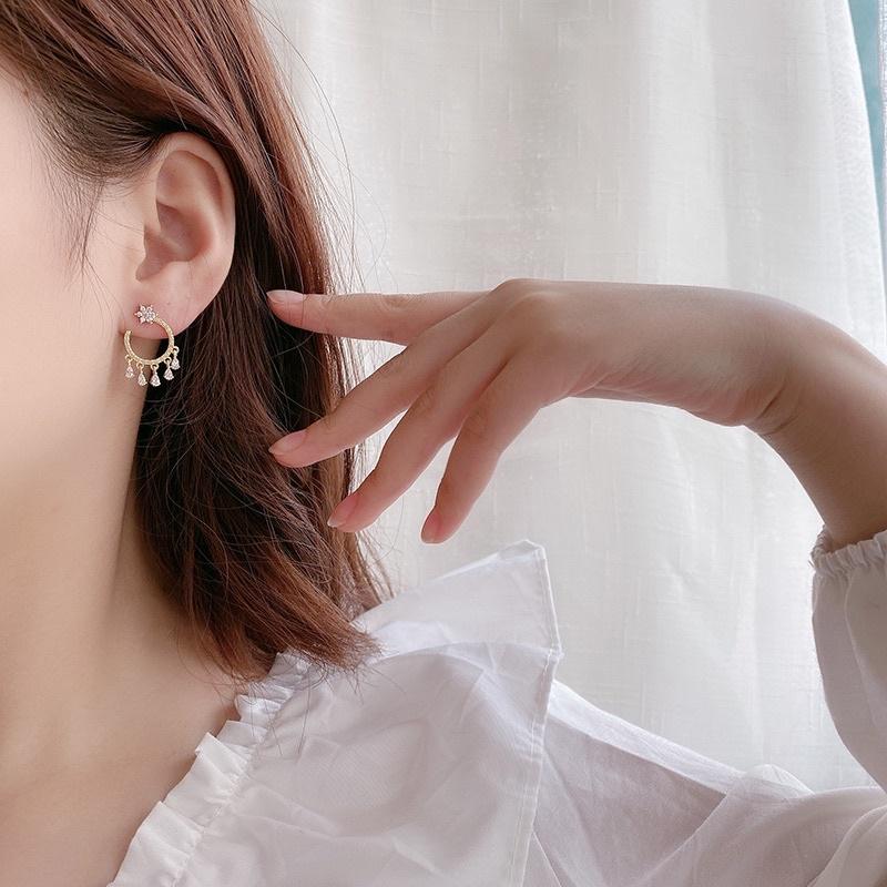 Khuyên Tai Bông Tai Nữ Cúp C Ngọc Thả