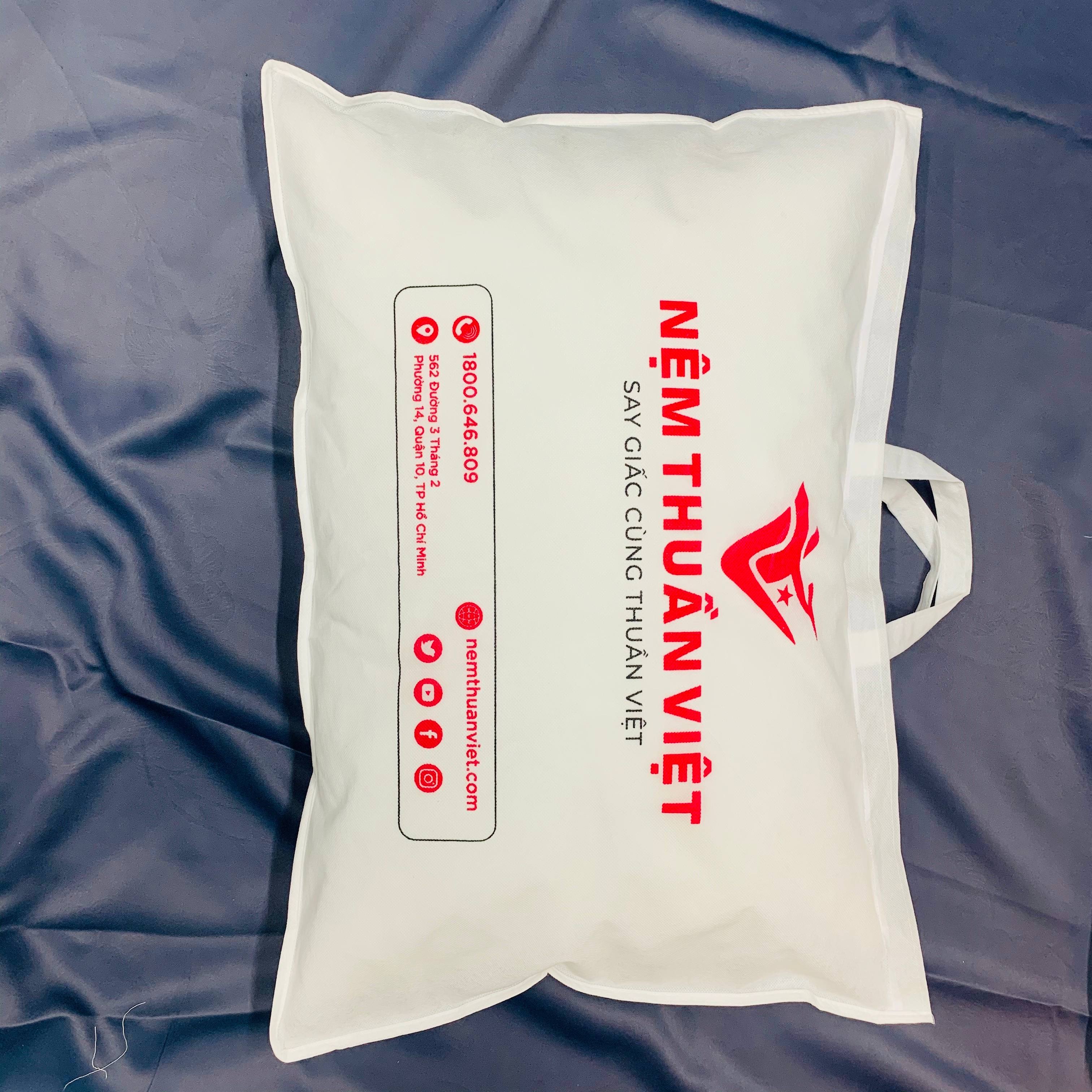 Gối Nằm Lông Vũ Thuần Việt Mircrofiber Cao Cấp 100% Cotton Thoáng Mát, Mềm Mịn, Có Khả Năng Thấm Hút Mồ Hôi Tốt