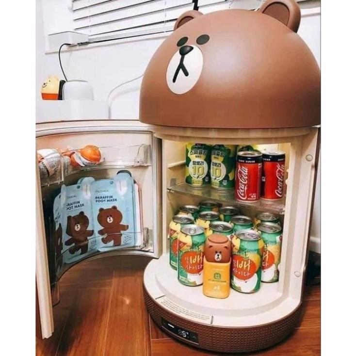 Tủ Lạnh Mini CCOMO X LINE FRIENDS, Dung Tích 31L, Có Đèn Tiệt Trùng Diệt 99% Vi Khuẩn, Có Tai Nghe Blutooth, Nhập Hàn