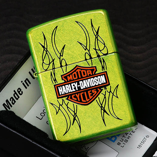 Bật Lửa Zippo Harley Davidson 24774 Bar and Shield Lurid