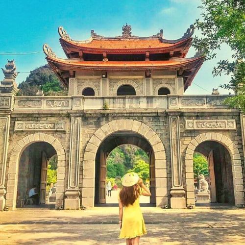 Tour Trọn Gói 1 Ngày Ninh Bình - Hoa Lư - Tam Cốc - Đạp Xe Đạp Ngắm Cảnh
