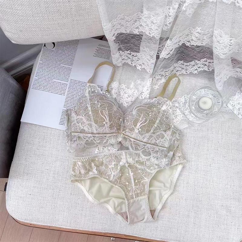 Gợi Cảm Ren Nhật Tam Giác Áo Cúp Ngực Và Quần Lót Bộ Dày Lót Không Dây Bralette Bộ Đẩy Lên Quần Lót Nữ Quần Lót Ren 2021 mới
