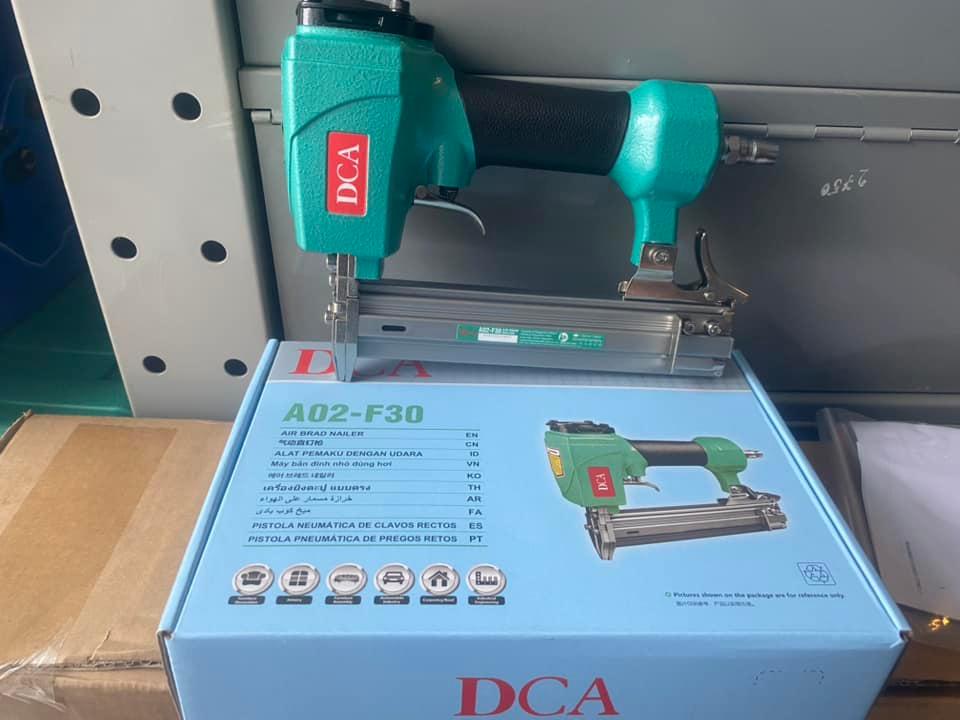 SÚNG BẮN ĐINH THẲNG DÙNG HƠI (4-7 BAR) DCA A02-F30 - HÀNG CHÍNH HÃNG