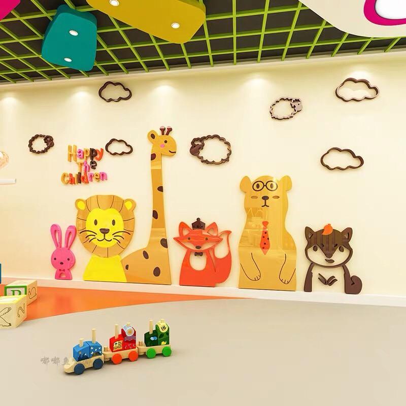 Decal dán tường mica 3D trang trí lớp học cho bé, hình các con vật dễ thương, happy