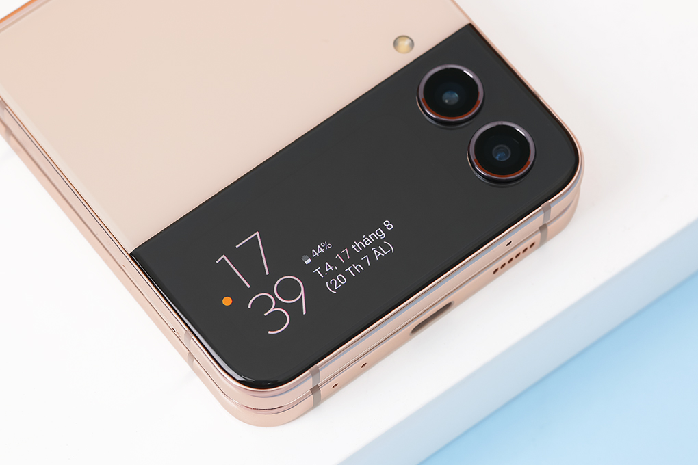 Điện thoại Samsung Galaxy Z Flip4 5G - Hàng chính hãng