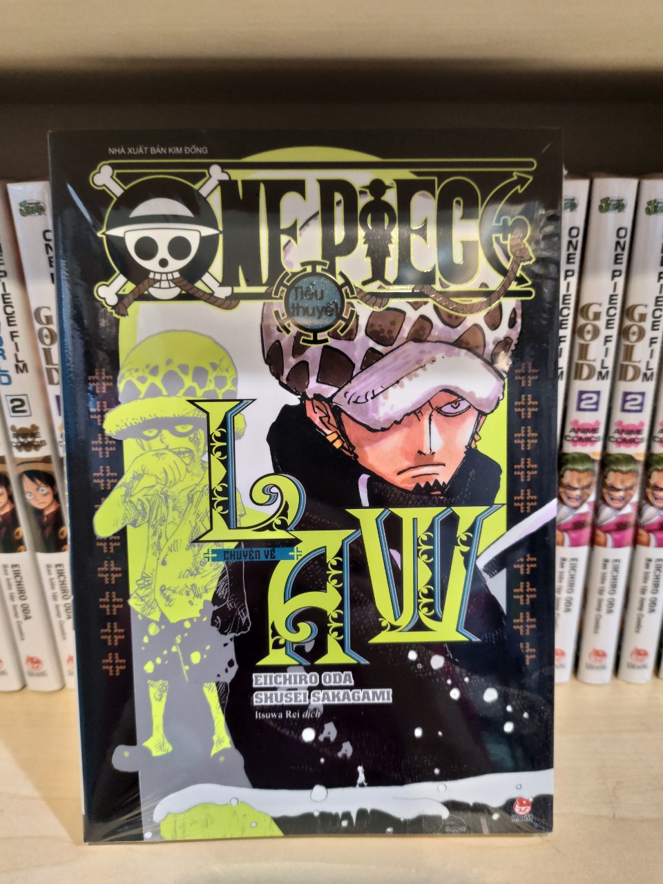 One Piece - Tiểu Thuyết - Chuyện Về Law - Tặng Kèm PVC Card