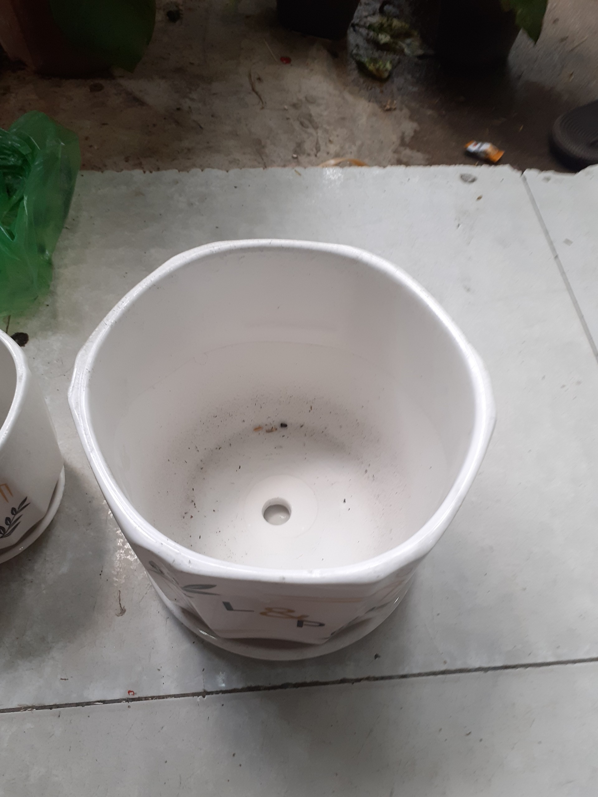 BỘ 3 Chậu kèm dĩa LỤC GIÁC TIKER L&P.