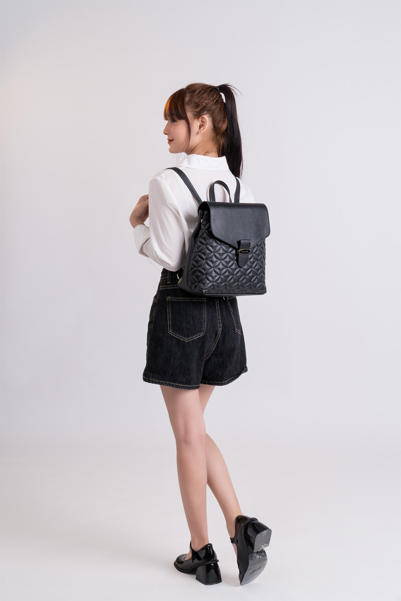 Balo Yuumy ( Thời trang nữ đi chơi cỡ trung - Balo da Seasand YBA80 )