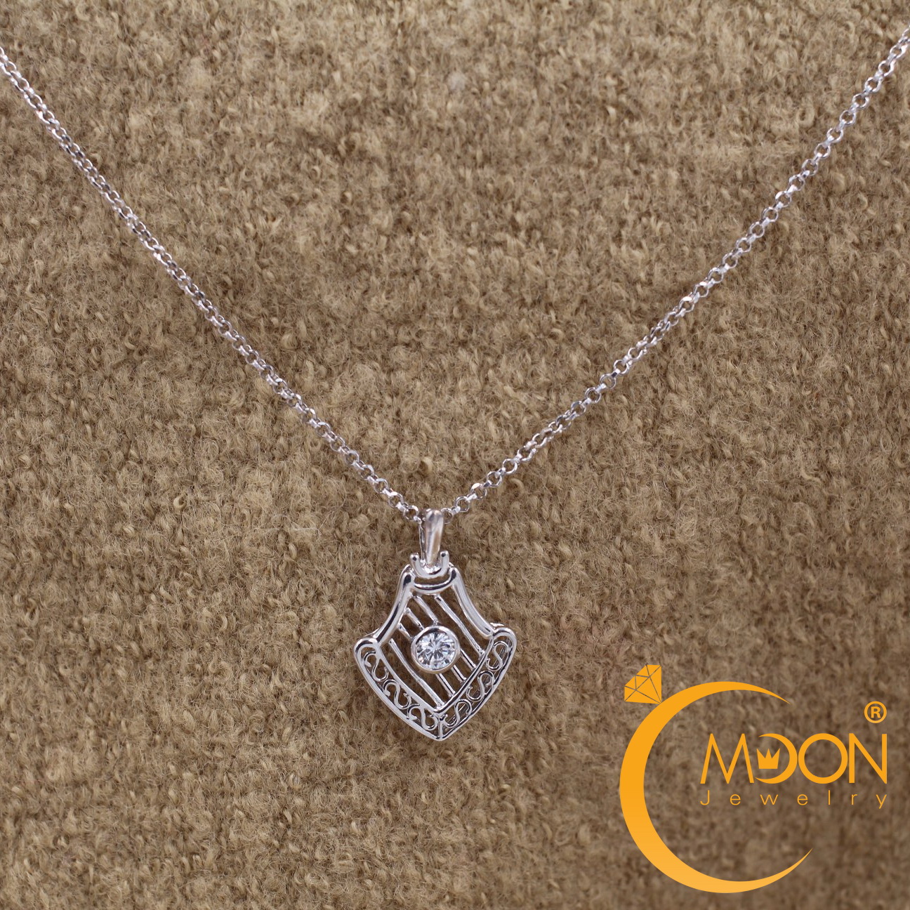 Mặt dây chuyền đính đá CZ  - MOON Jewelry