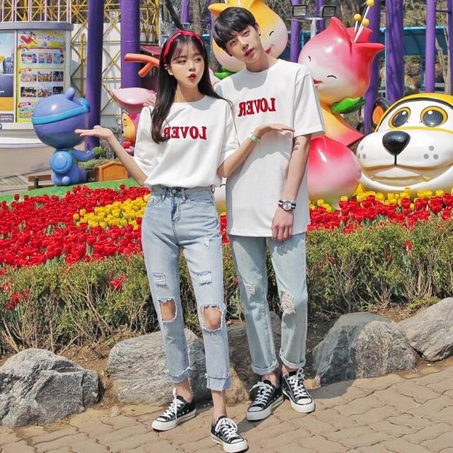 Áo thun đôi tay lỡ love