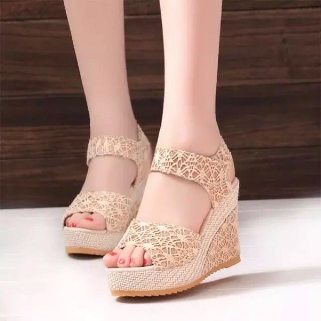 Dép/ giày đế xuồng trẻ trung D3376