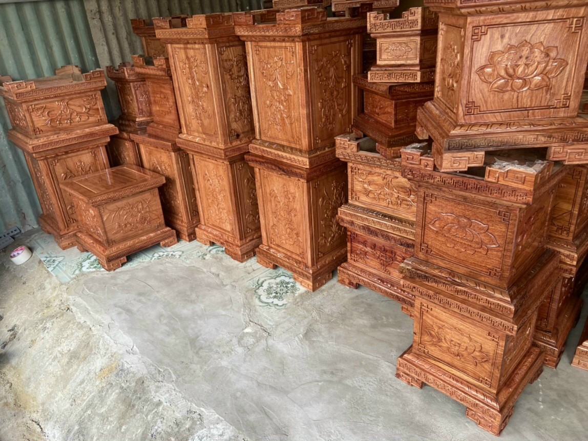 Đôn vuông kê tượng gỗ hương mặt 25 cm cao 20 cm-Đôn chân loa kê tượng