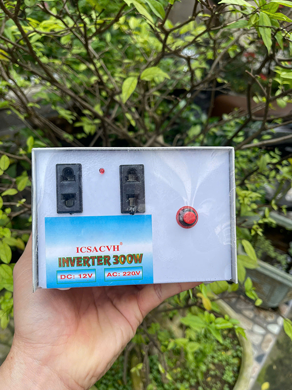 Bộ Đảo Điện Inverter 12V Ra 220V Công Suất 300W