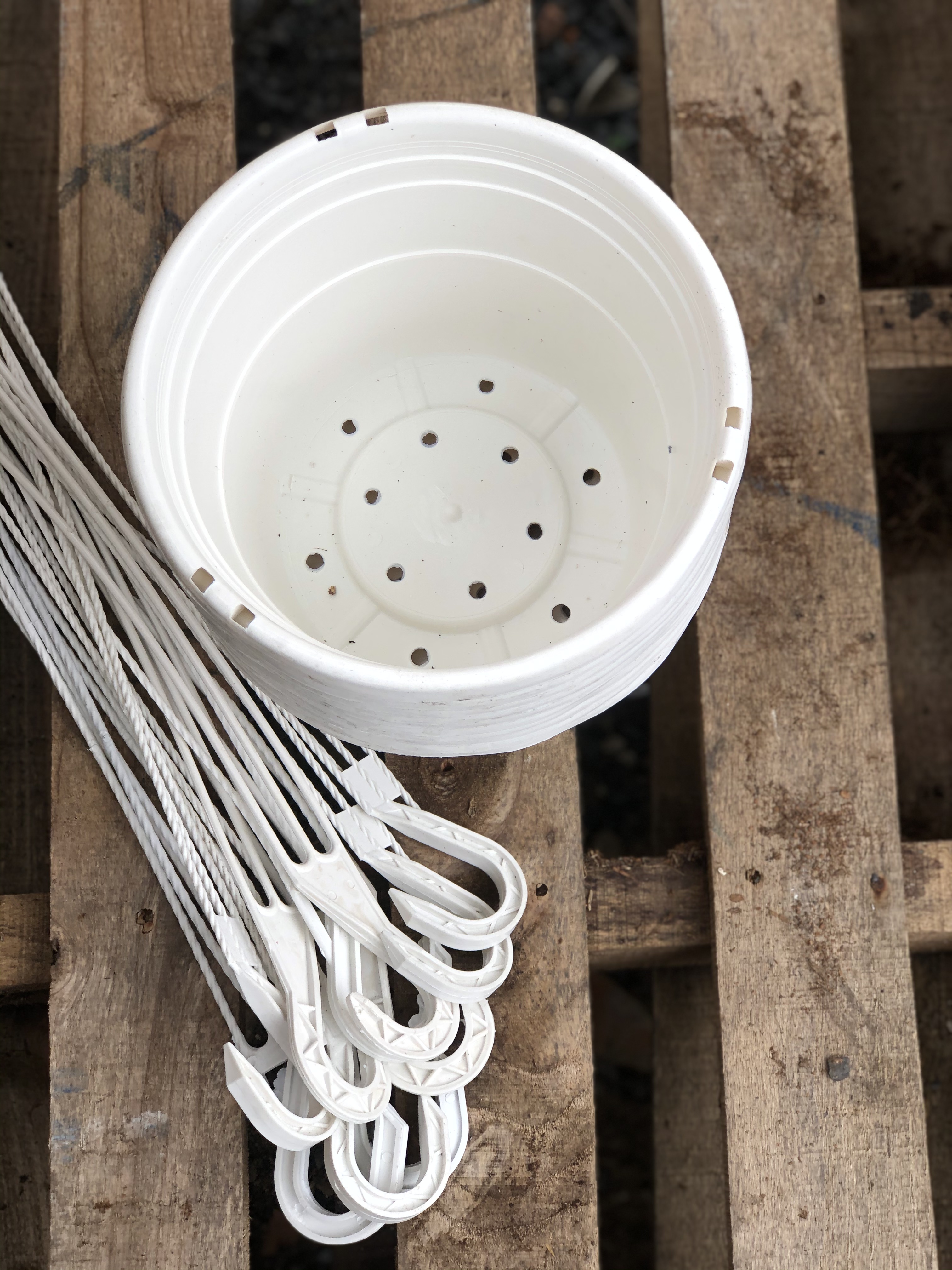 Bộ 10 chậu treo trồng cây kích thước fi 20 x 15 cm