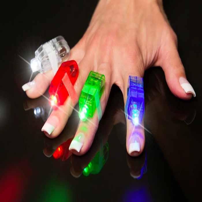 Bộ 4 đèn led đeo ngón tay phát sáng độc đáo  bán lỗ