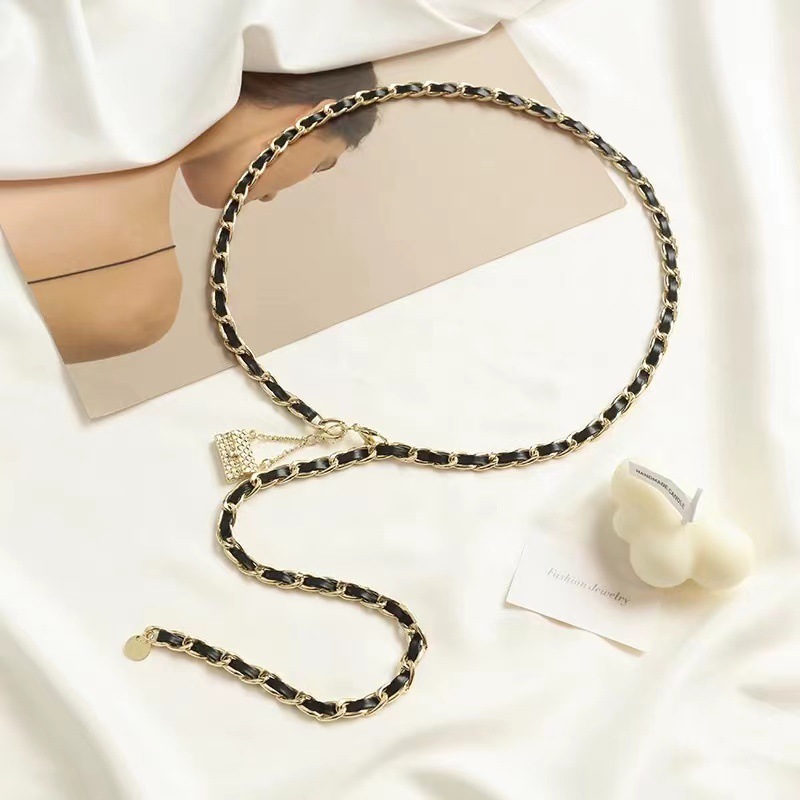Đai váy Belt xích kèm túi xinh xinh