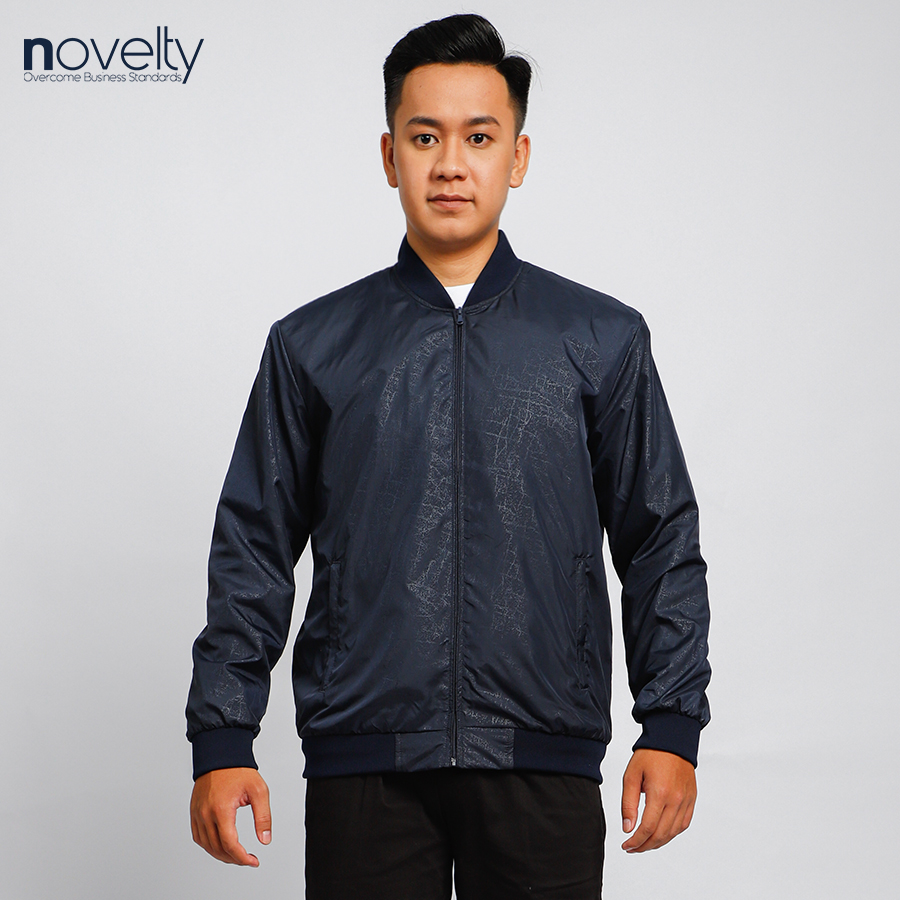 Áo jacket nam không nón họa tiết in chìm kháng nước Novelty xanh đen 2203372