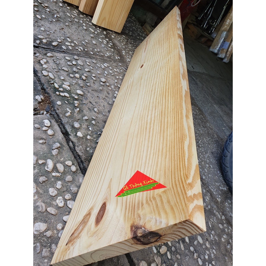 Tấm gỗ thông rộng 24cm, dài 1m, dày 3cm thích hợp dùng làm bậc cầu thang, xích đu,làm kệ, làm mặt bàn,DIY