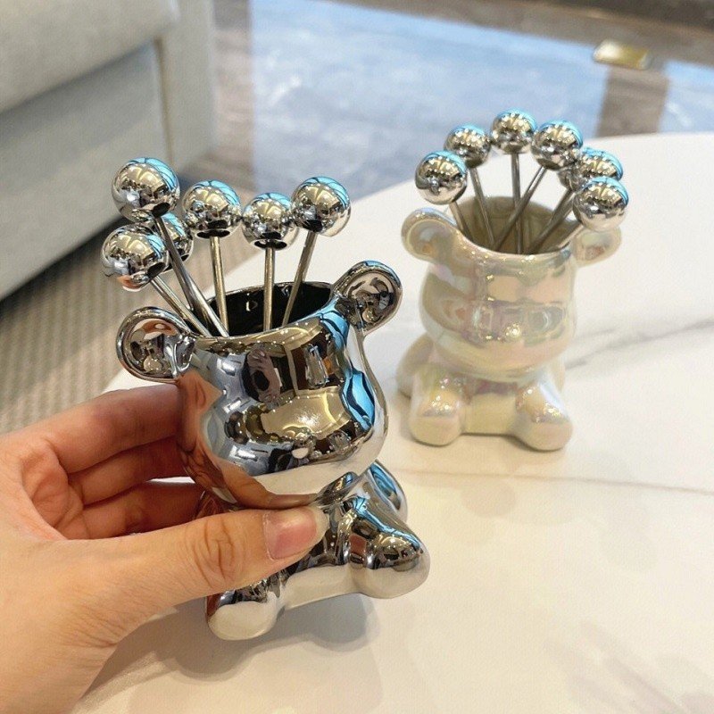 Set 6 Que Xiên Hoa Quả Kèm Cốc Đựng Hình Gấu Sáng Bóng