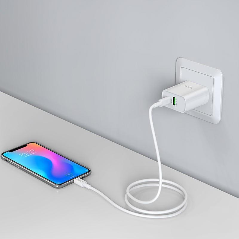 Bộ sạc PD 20W hoco. C80A – Hàng Chính Hãng 2 cổng ( USB + Type-C )  sạc nhanh 3A, Quick Charger 3.0 cho iPhone/iPad ( kèm dây 1m )