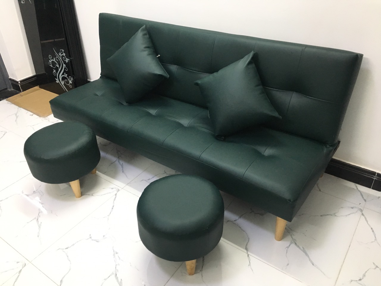 Sofa bed, sofa giường màu xanh lục và 2 đôn tròn SB15