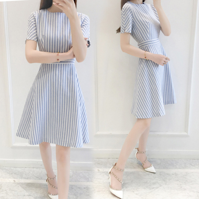 Đầm nữ cổ tròn kẻ sọc dáng  xòe AH83