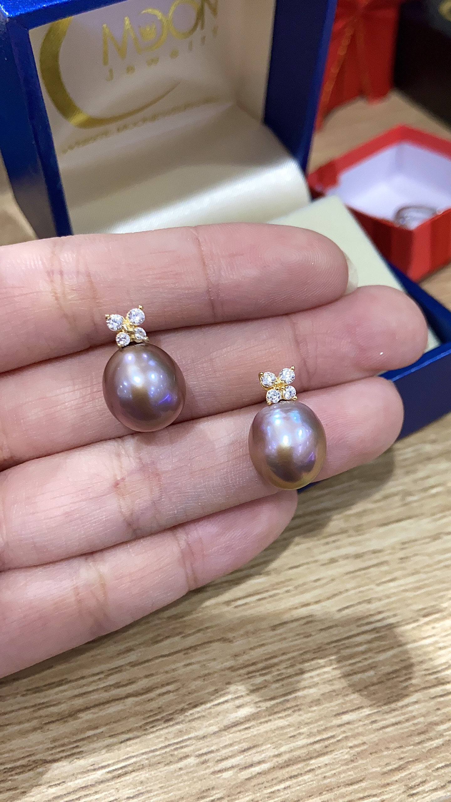 Bông Tai Ngọc Trai Edison Ánh Tím - MOON Jewelry