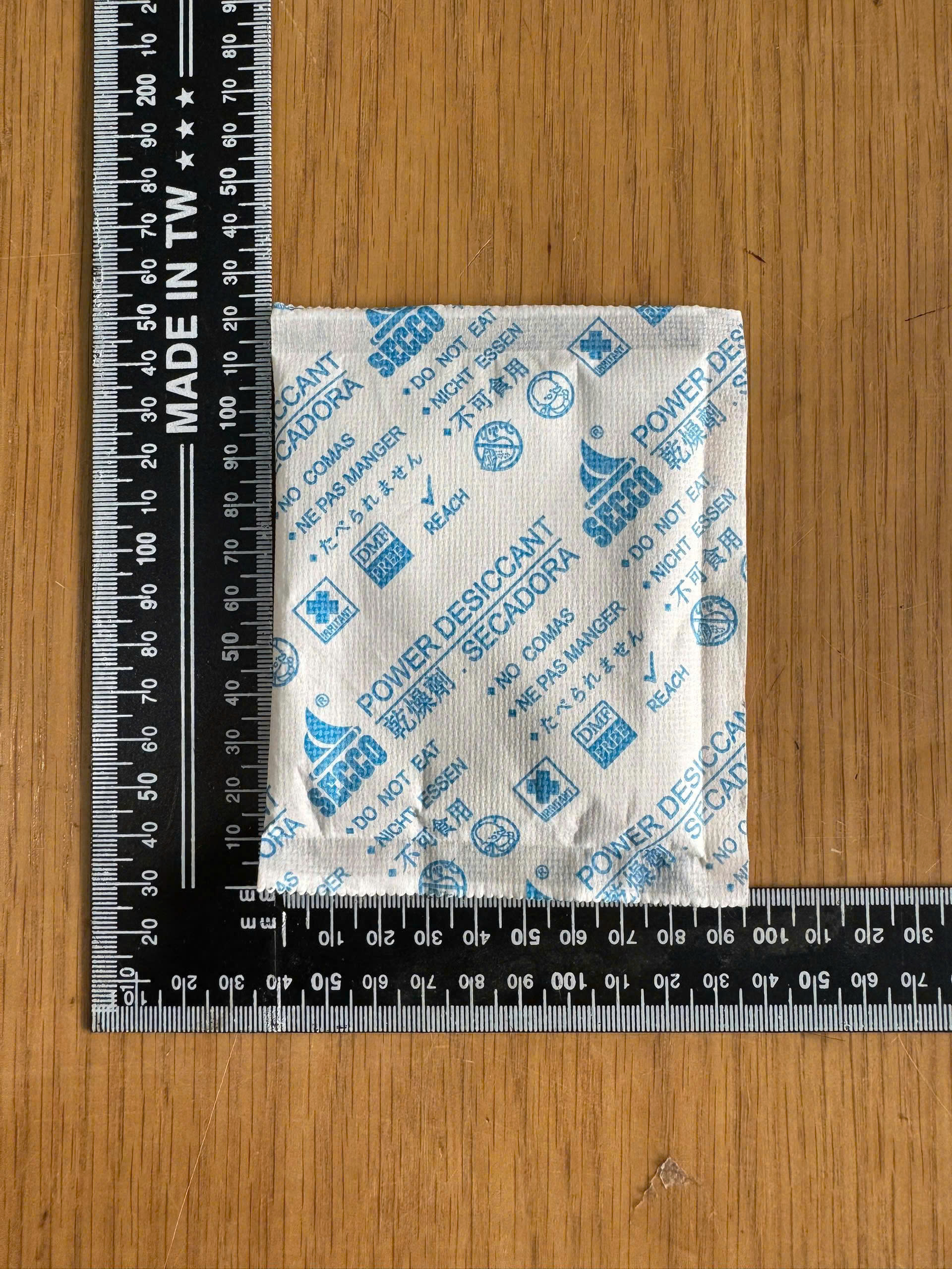 Gói hút ẩm Silica gel loại 10gr/gói SECCO - Hàng chính hãng