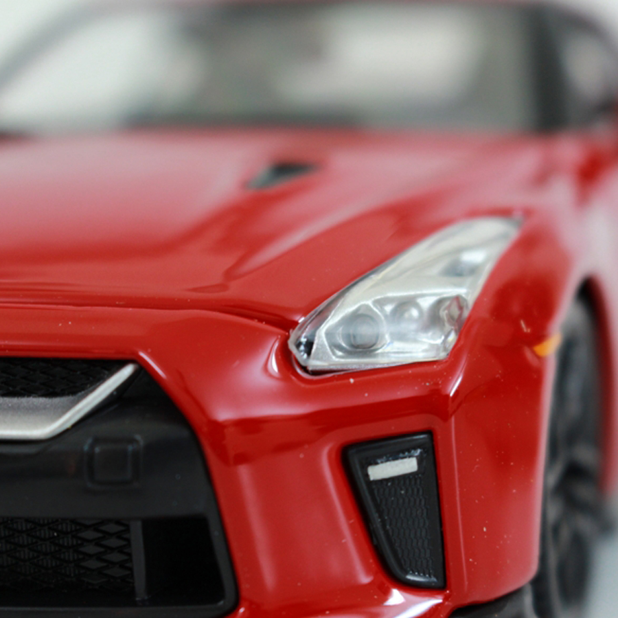 Mô Hình Xe Nissan GT-R 2017 Red 1:24 Bburago - MH18-21082