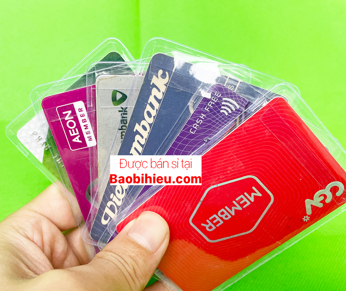 LỐC 100 CÁI bọc chống xước chip CCCD - ATM, Vỏ bọc căn cước công dân, thẻ tín dụng trong suốt có nắp LỐC 100 CÁI