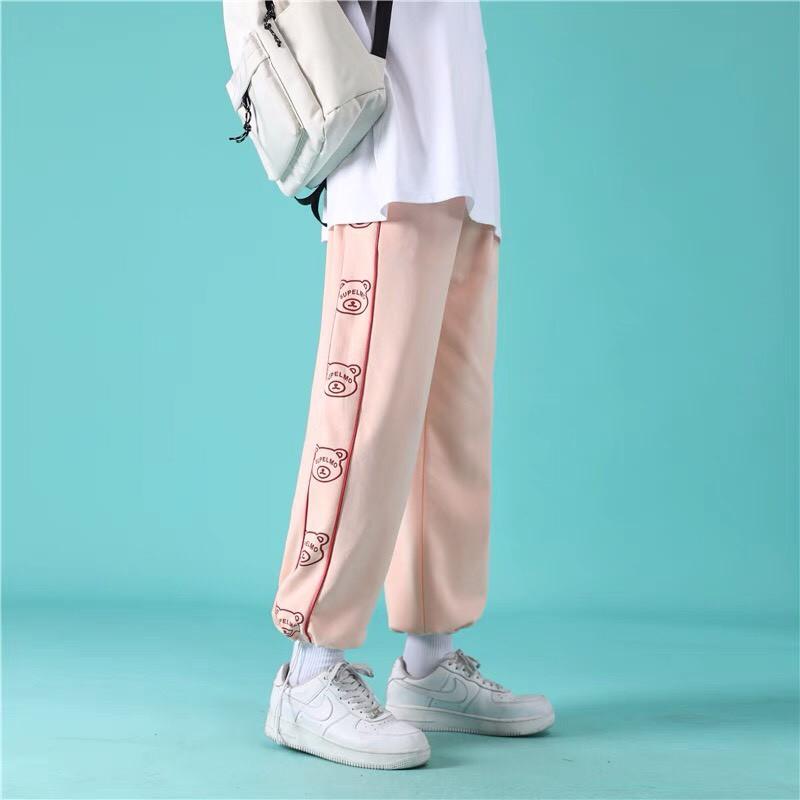 Quần JOGGER Thể Thao Unisex Nam Nữ HIPHOP Ống Rộng Bo Gấu Rút Dây In Hình GẤU Ulzzang