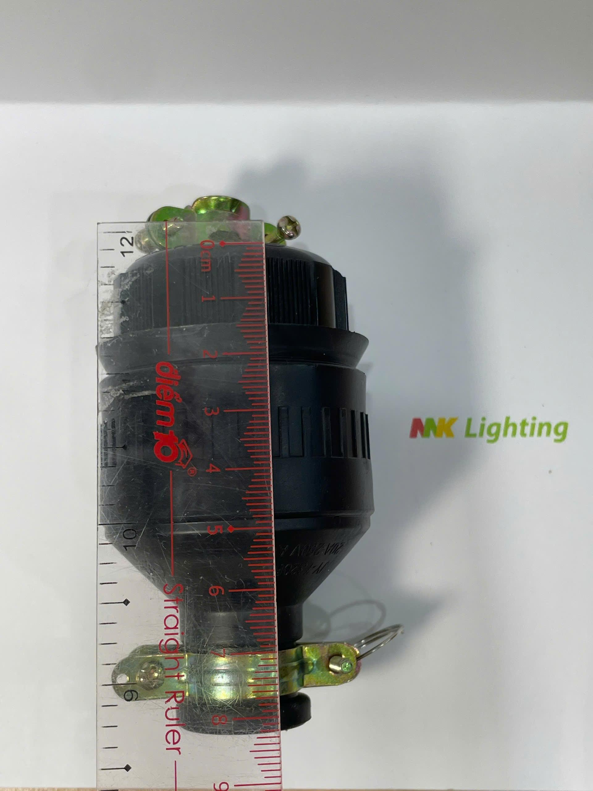 Phích cắm Locking JY-7320 RB 3P 20A 250V JYE hàng chính hãng